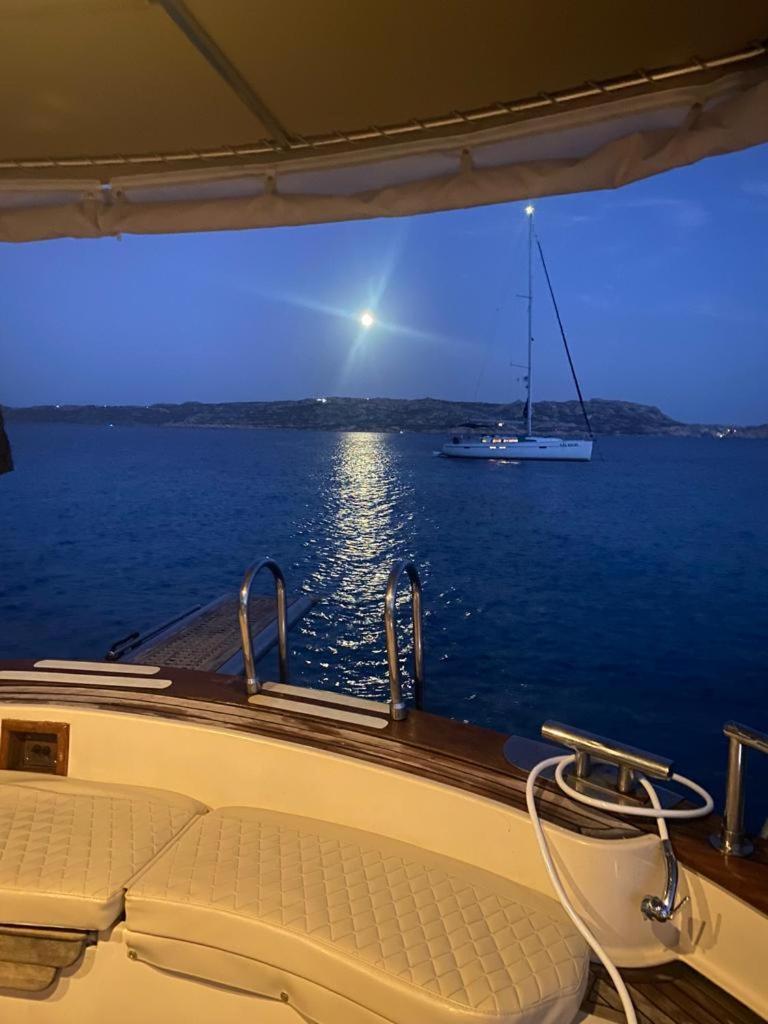Night On Board Hotell La Maddalena  Exteriör bild